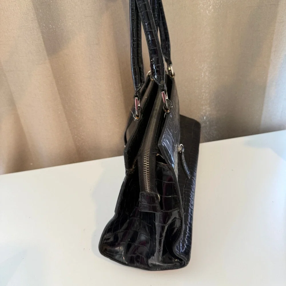 Guess shoulder bag